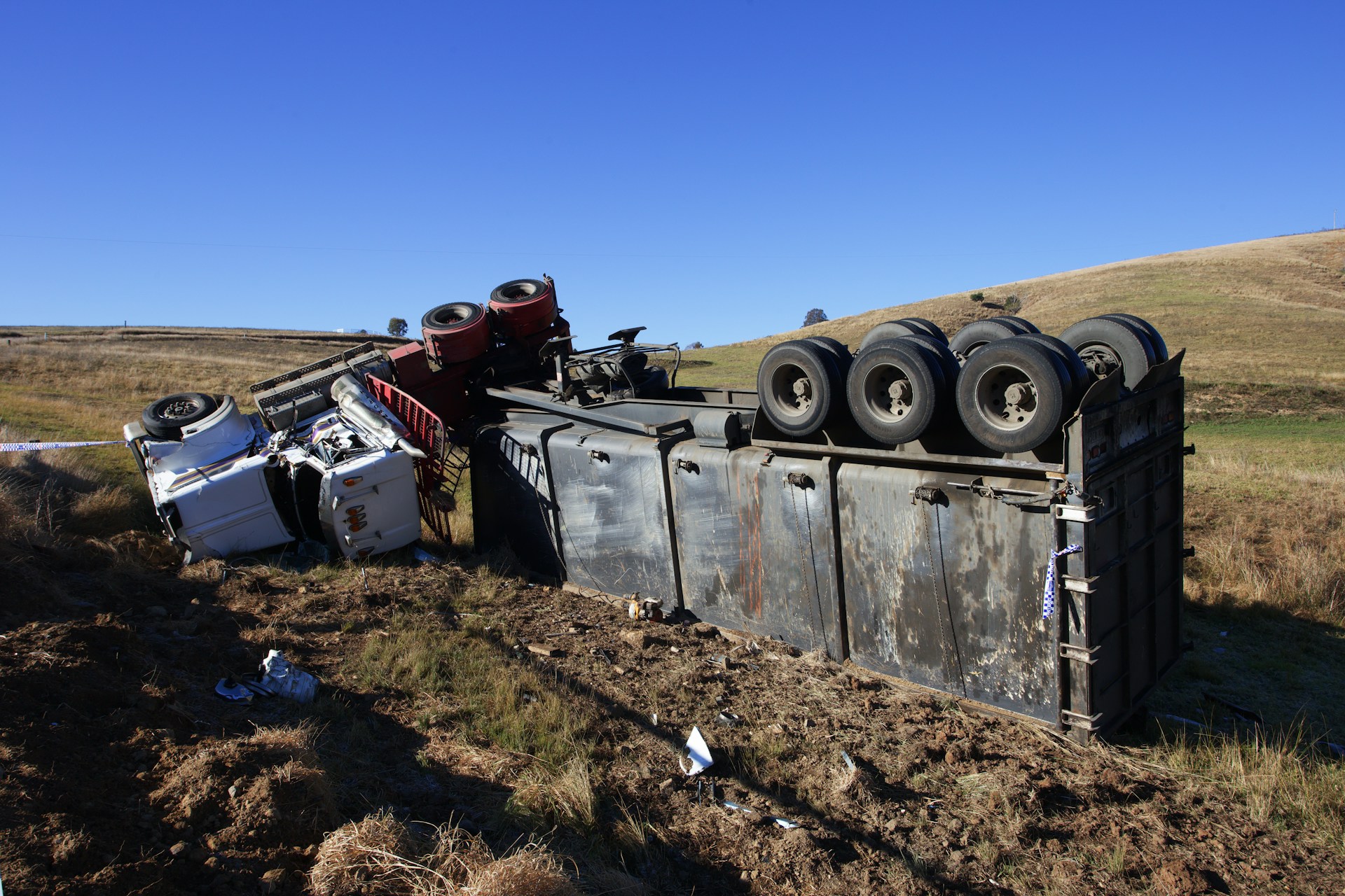 Steps a Miami Truck Accident Attorney Takes to Maximize Compensation